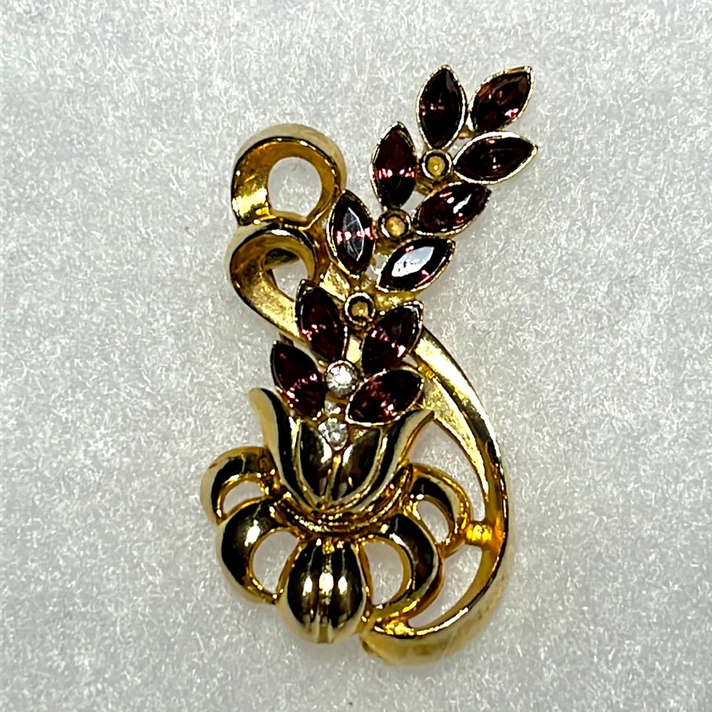 Vintage brooch.  Purple gem leaves with gold tulip style